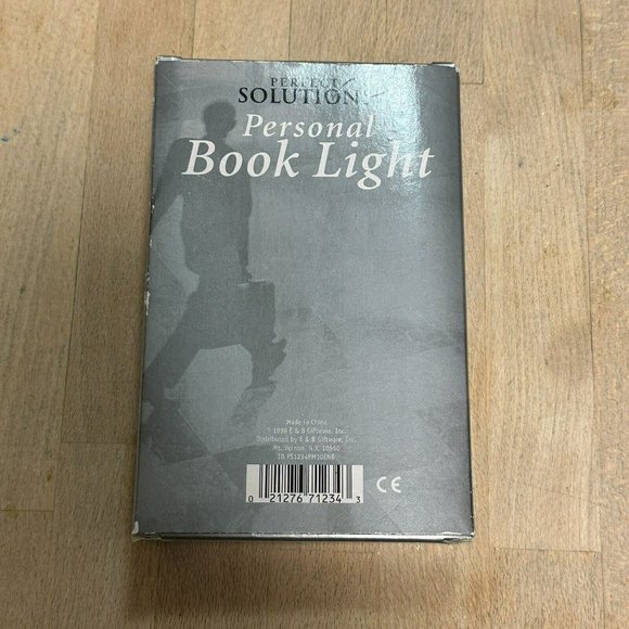 Perfect Solutions Personal Book Light - Picture 5 of 6